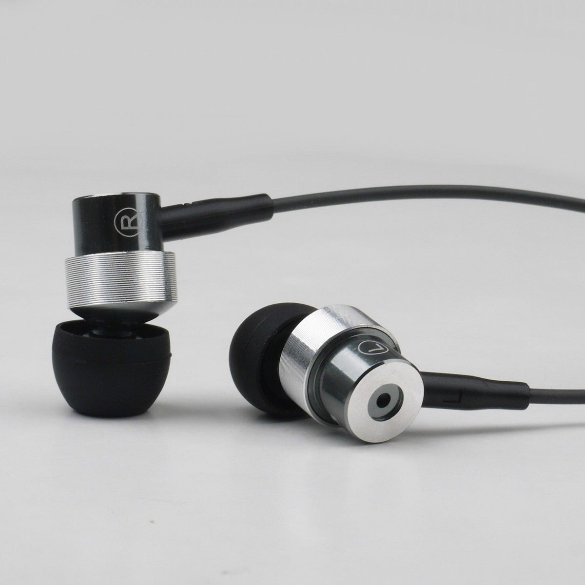 KZ Pro 3 In-Ear-Headset mit Mikrofon und Hardcase