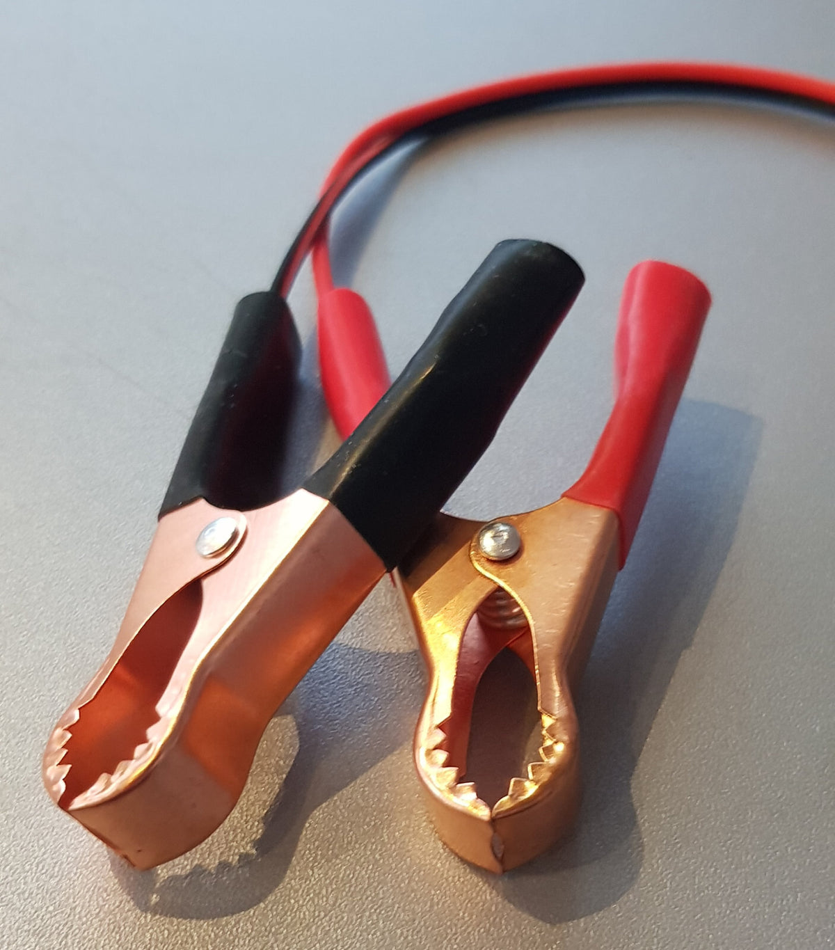 SAE-72 Ladekabel mit Batterieklemmen