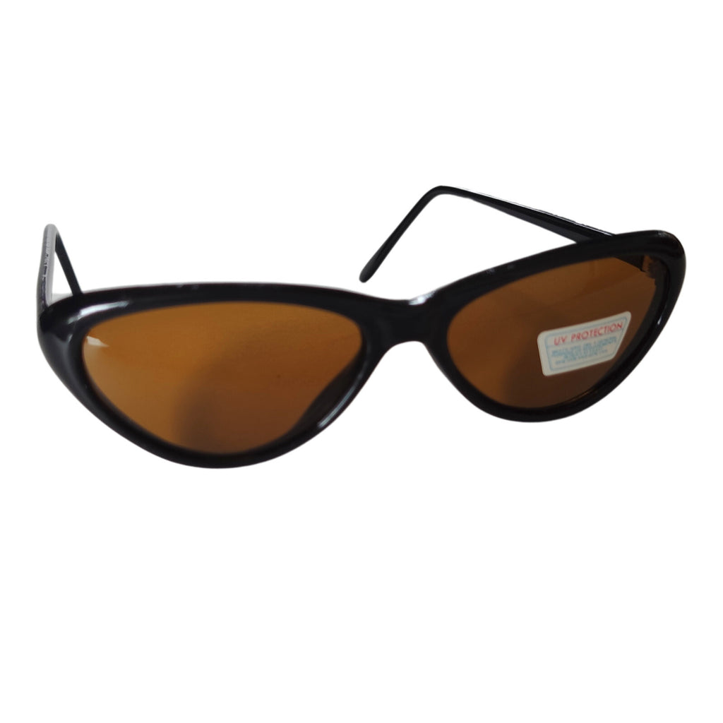 Schwarze Cat-Eye-Sonnenbrille mit braunen Gläsern