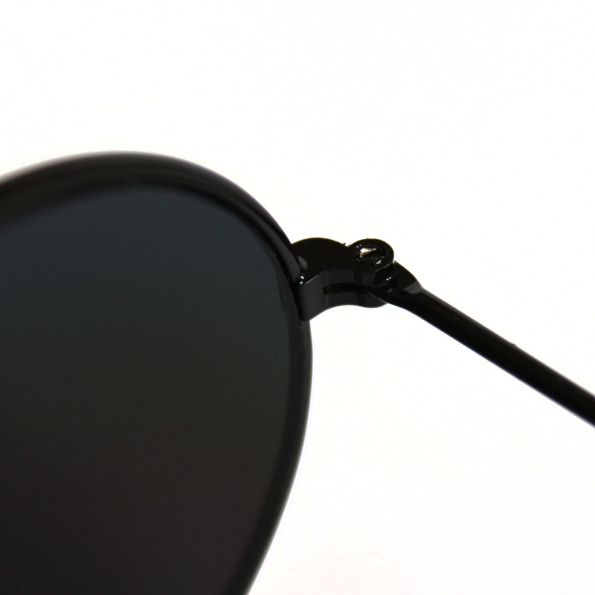 Runde schwarze Steampunk-Sonnenbrille verspiegelt