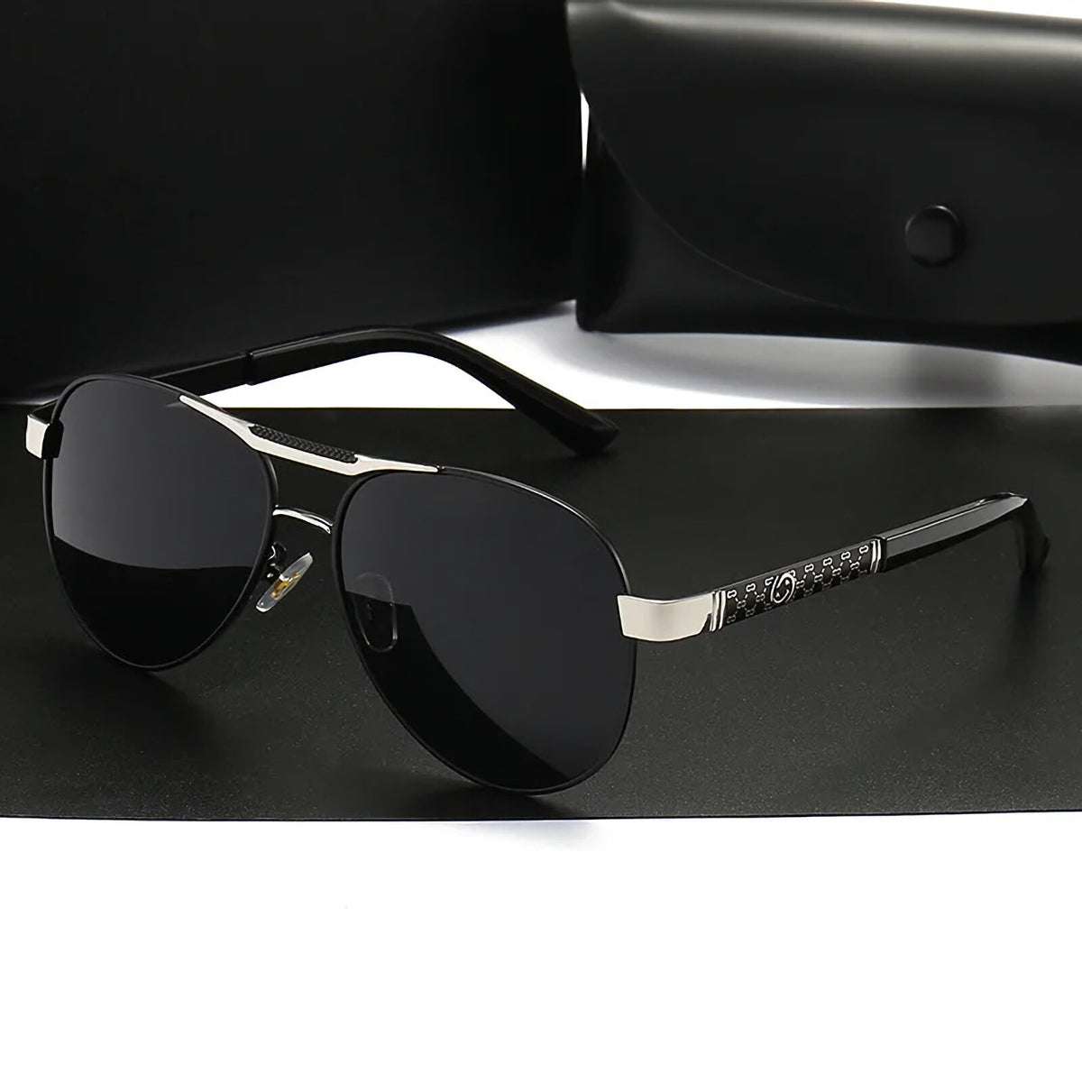Schwarz-rot-goldene Piloten-Sonnenbrille