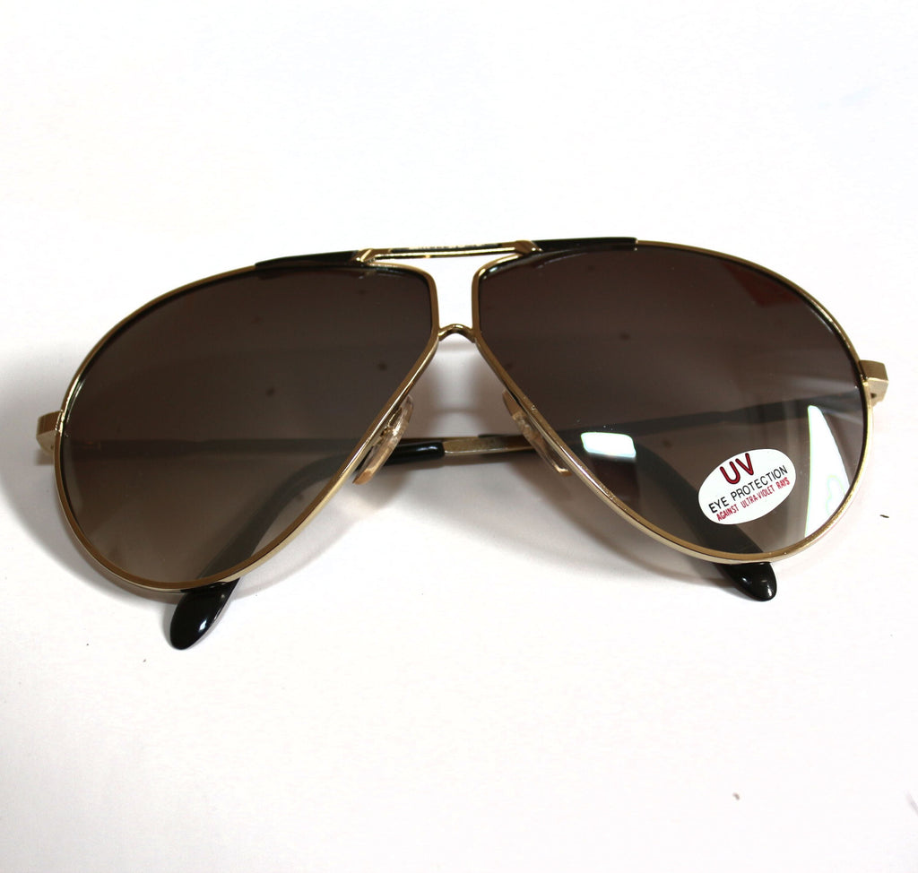 Gold-schwarze Piloten-Sonnenbrille im Porsche-Stil