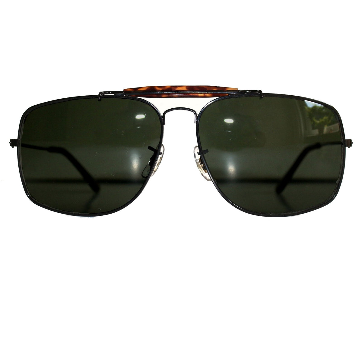 Gold-schwarze Piloten-Sonnenbrille im Porsche-Stil