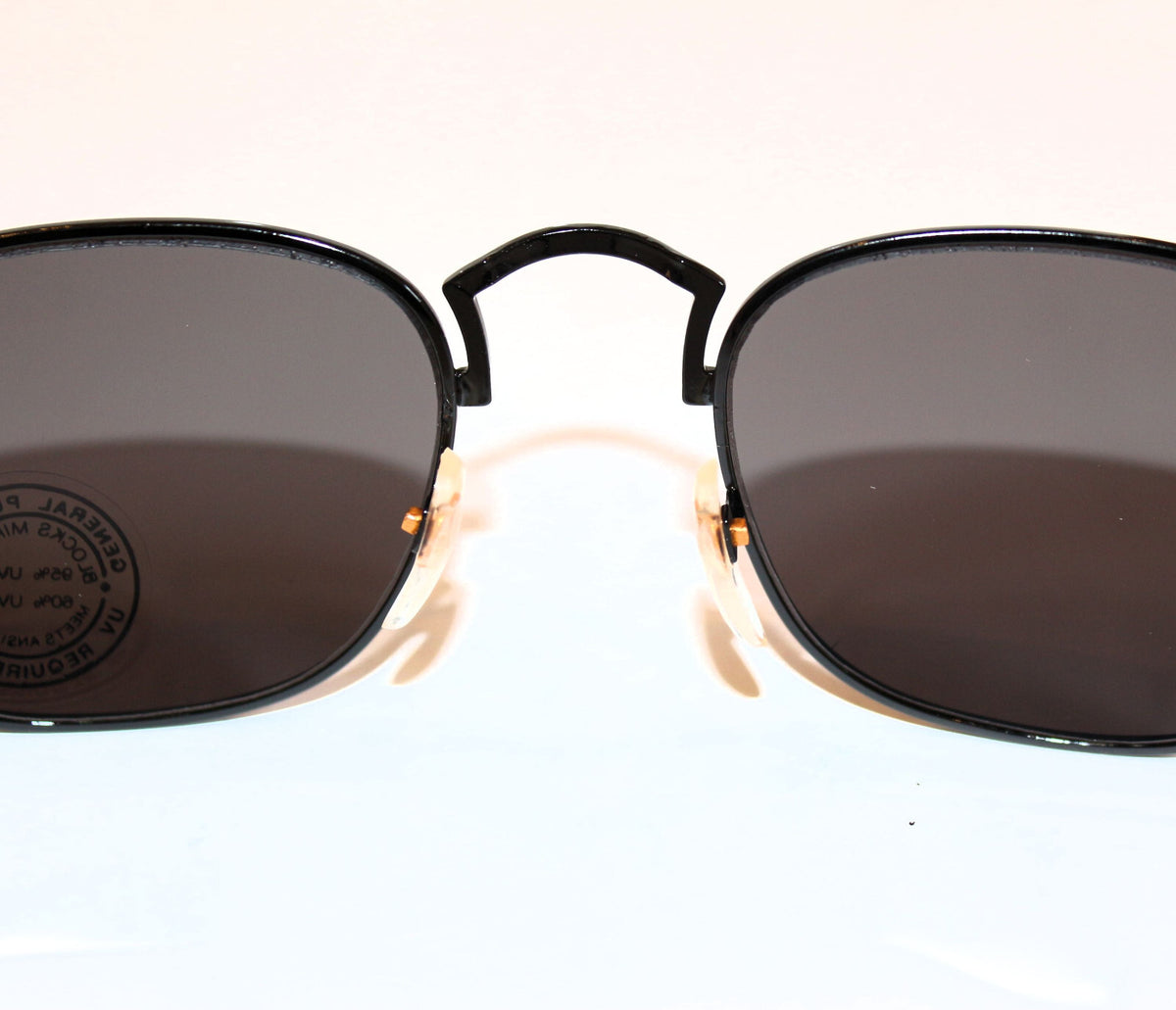 Schwarz-goldene Vintage-Retro-Sonnenbrille Unisex