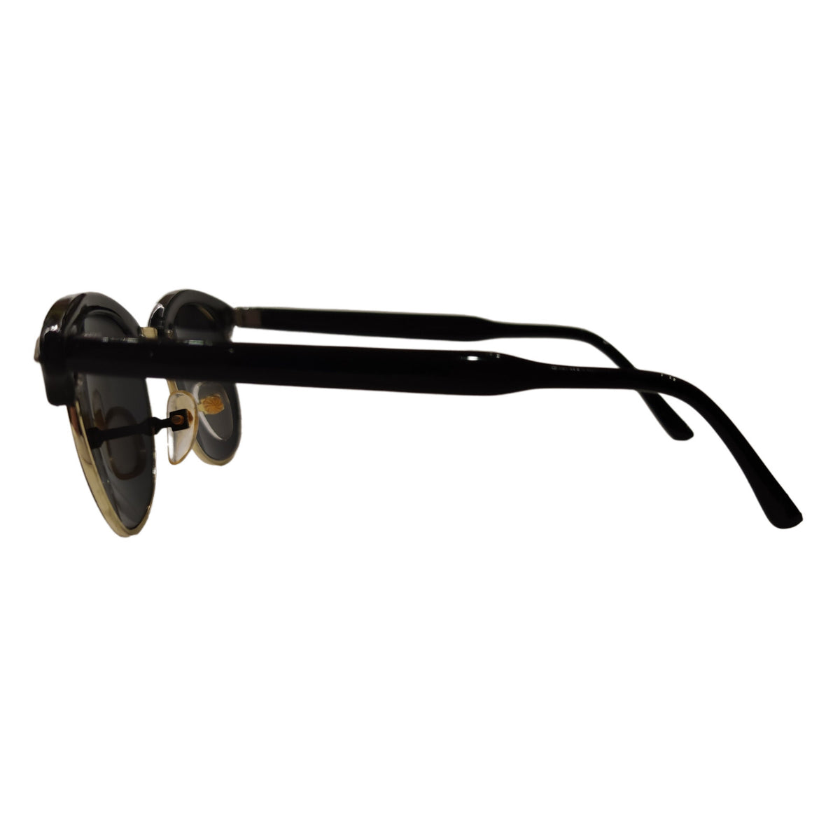 Schwarz-goldene Vintage Sonnenbrille mit Smoke-Gläsern