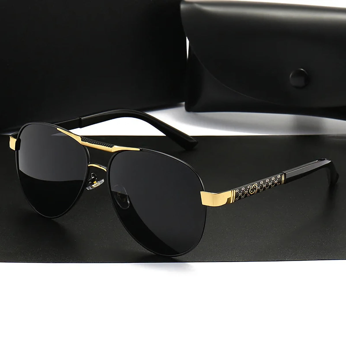 Schwarz-rot-goldene Piloten-Sonnenbrille