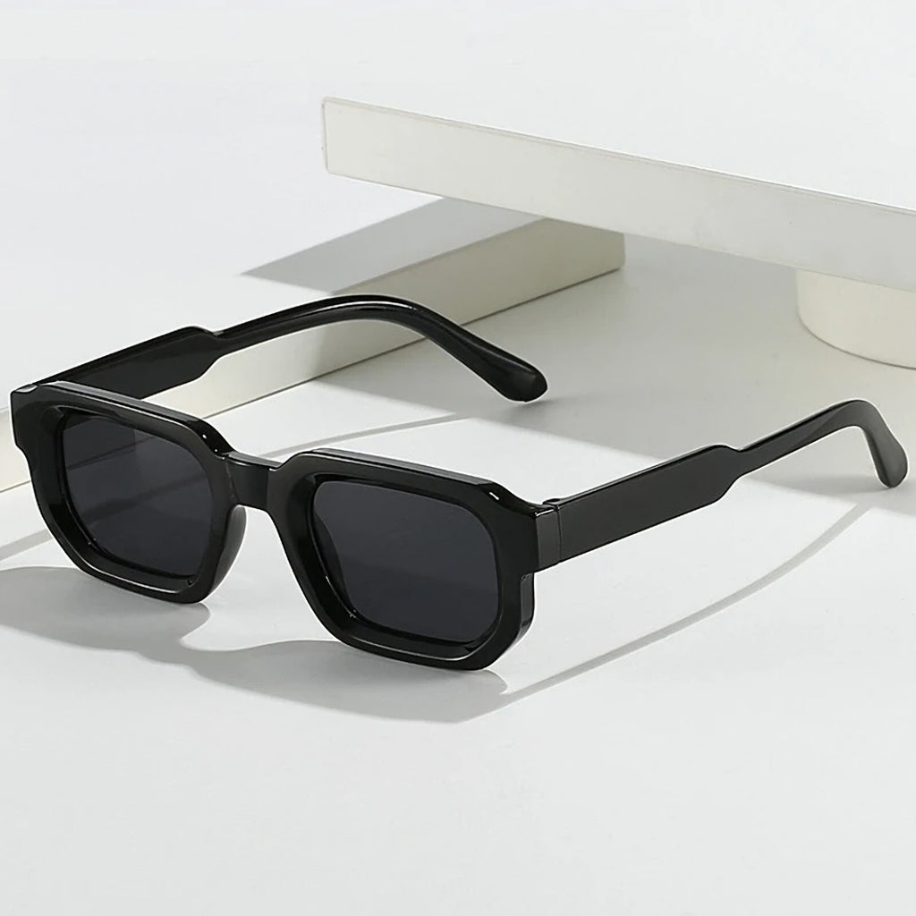 Glänzend schwarze Retro-Partybrille
