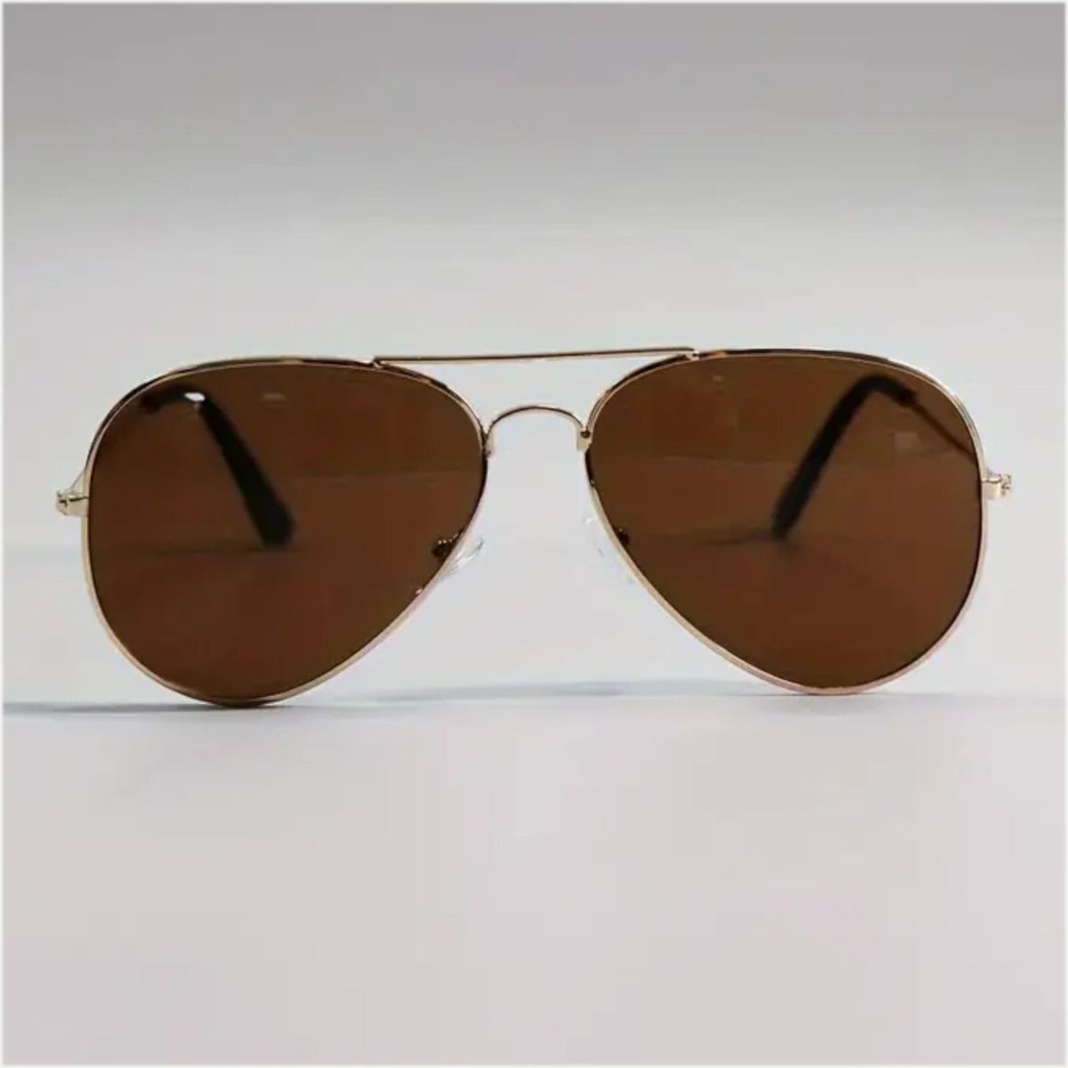 Gold-braune Piloten-Sonnenbrille