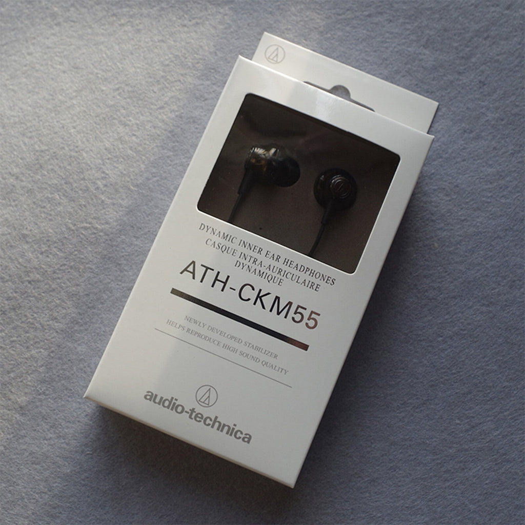 Schwarze Audio-Technica ATH-CKM55 In-Ear-Kopfhörer