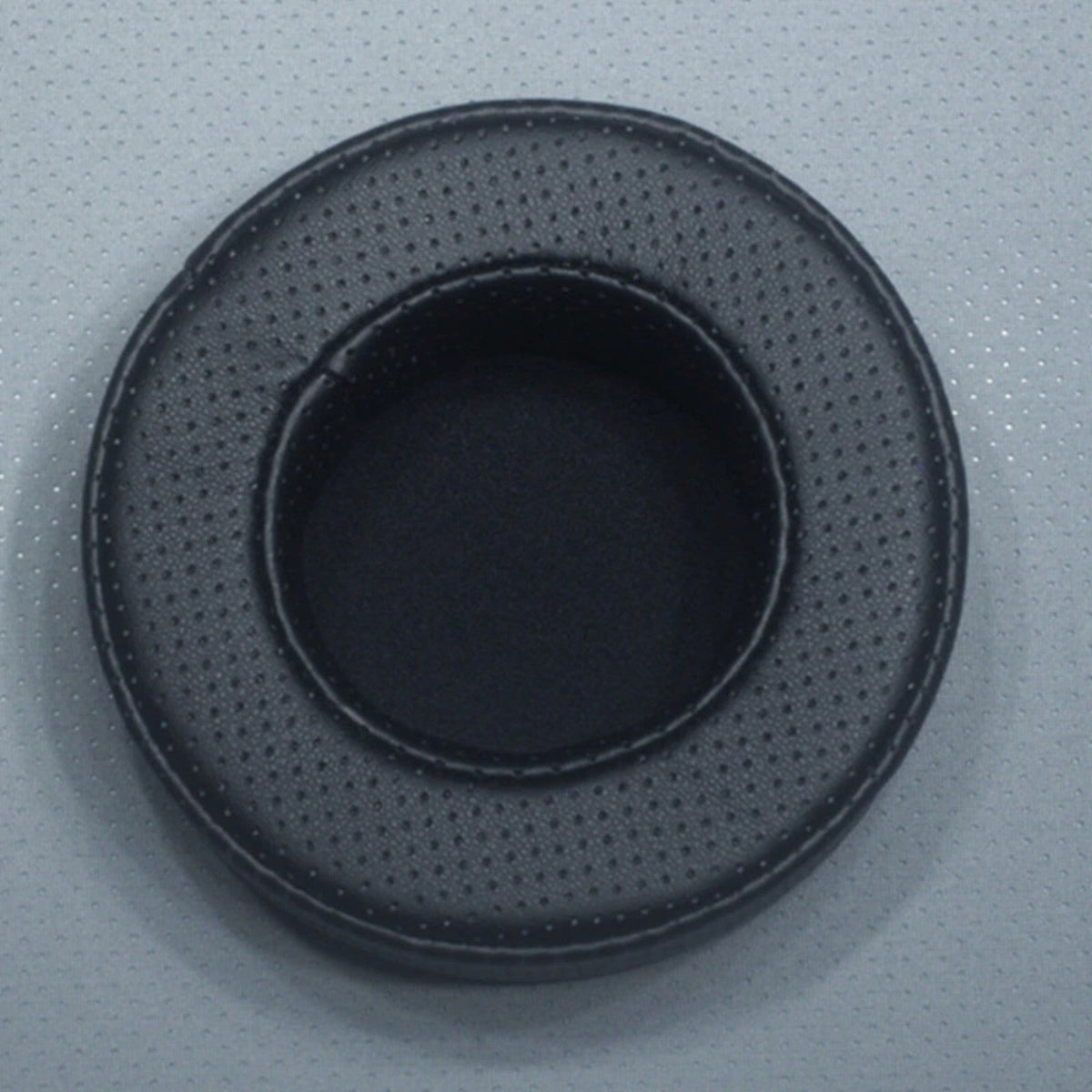 Perforierte Memory-Foam Ohrpolster 70 bis 110 mm